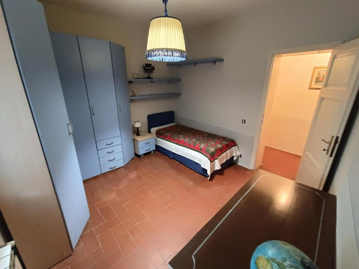 Cozy Apartment Near The City Walls Lucca Exteriör bild